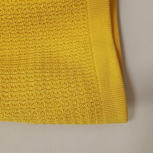 Carolina Herrera Ribbed Knit Yellow Sweater Top Size XS - Picture 10 of 17